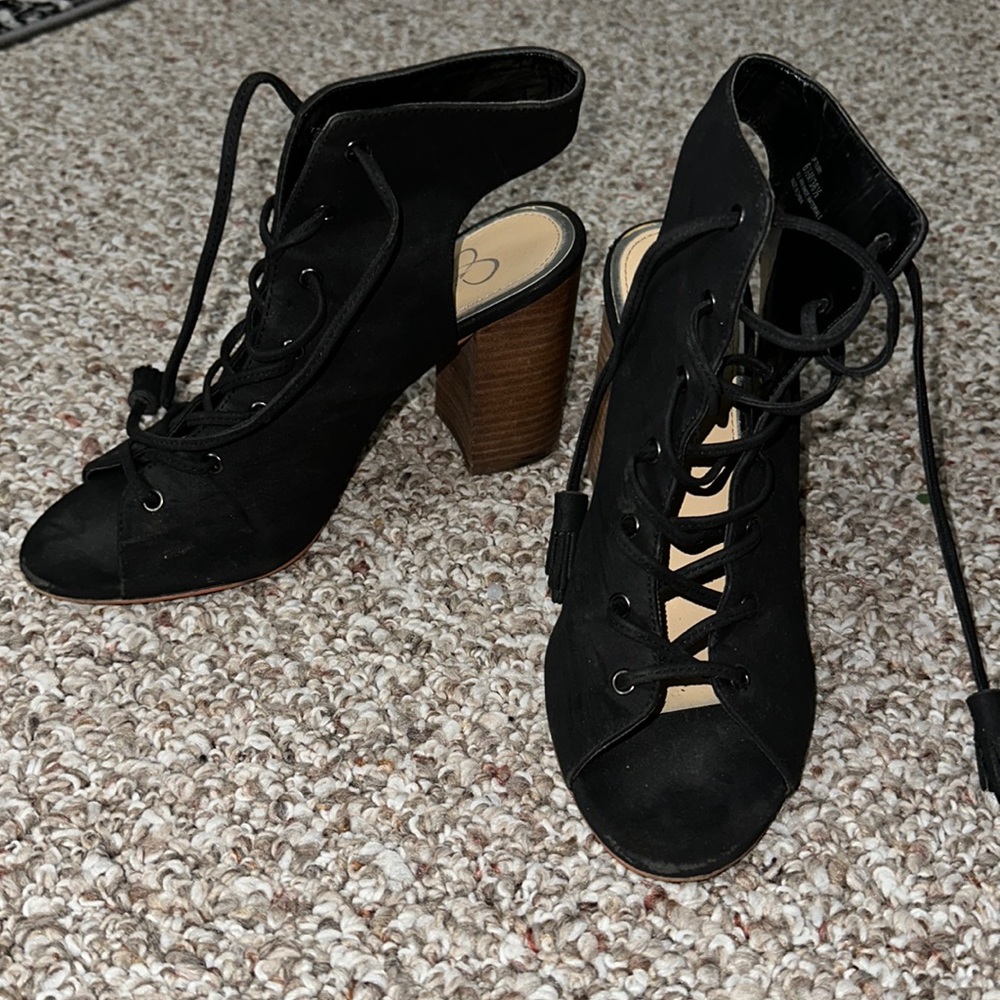 Jessica Simpson Slippers - Size 6.5